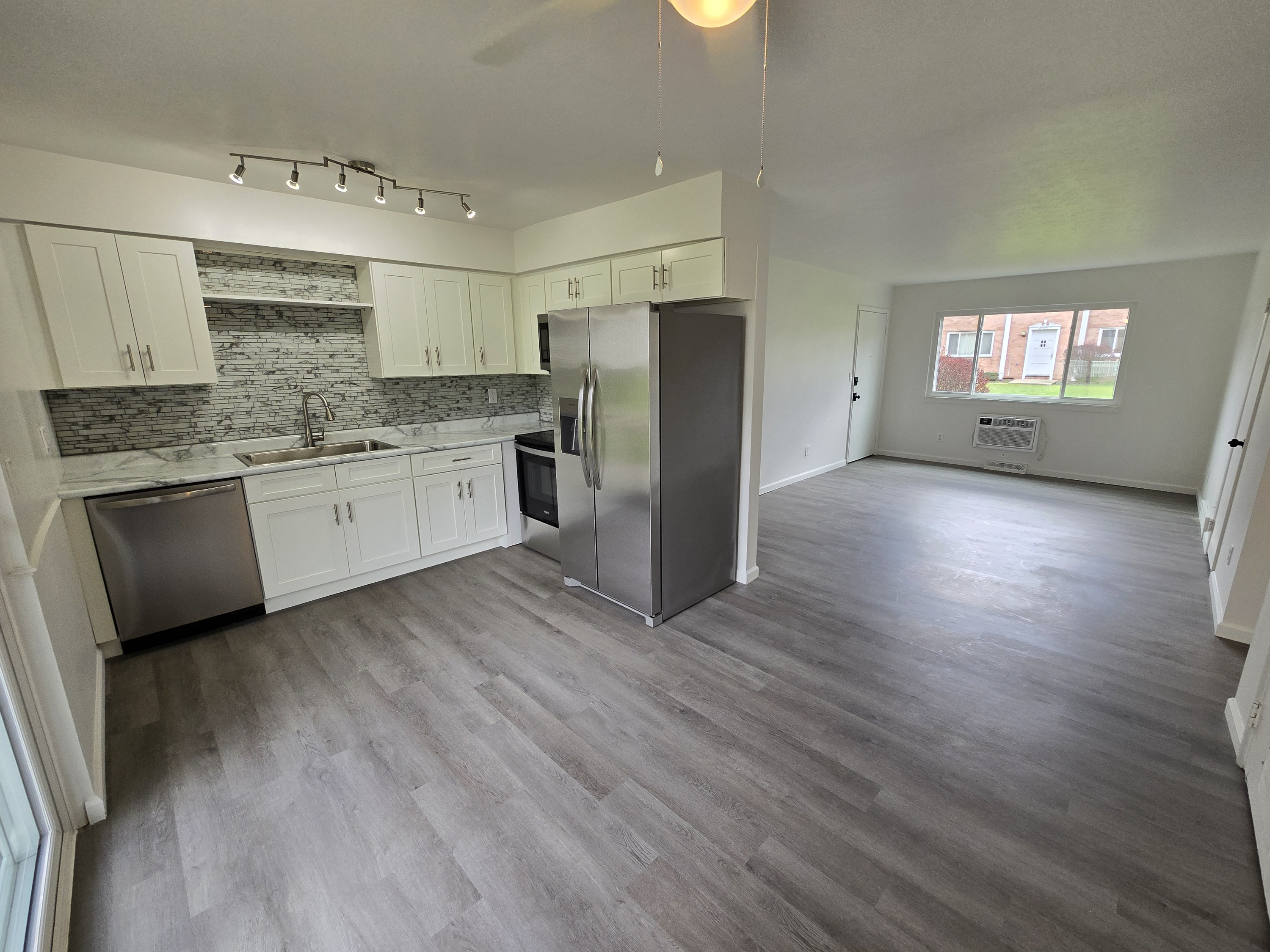 4709 Fishcreek Road - 2